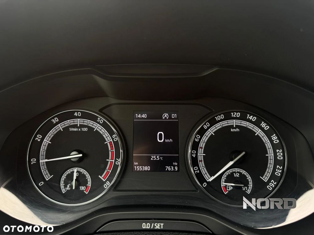 Skoda Karoq 1.5 TSI ACT DSG Ambition - 29