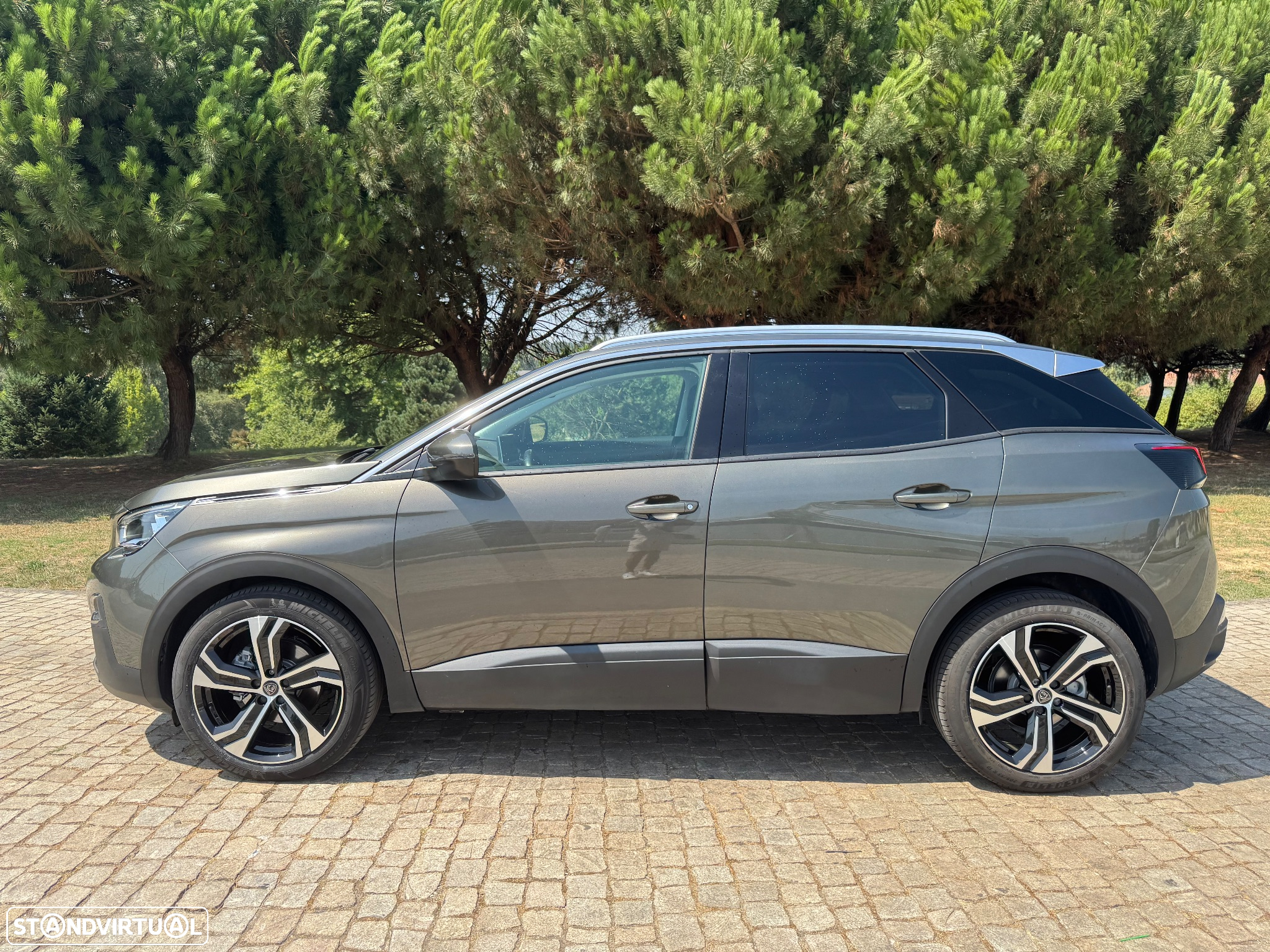 Peugeot 3008 1.5 BlueHDi Allure - 2