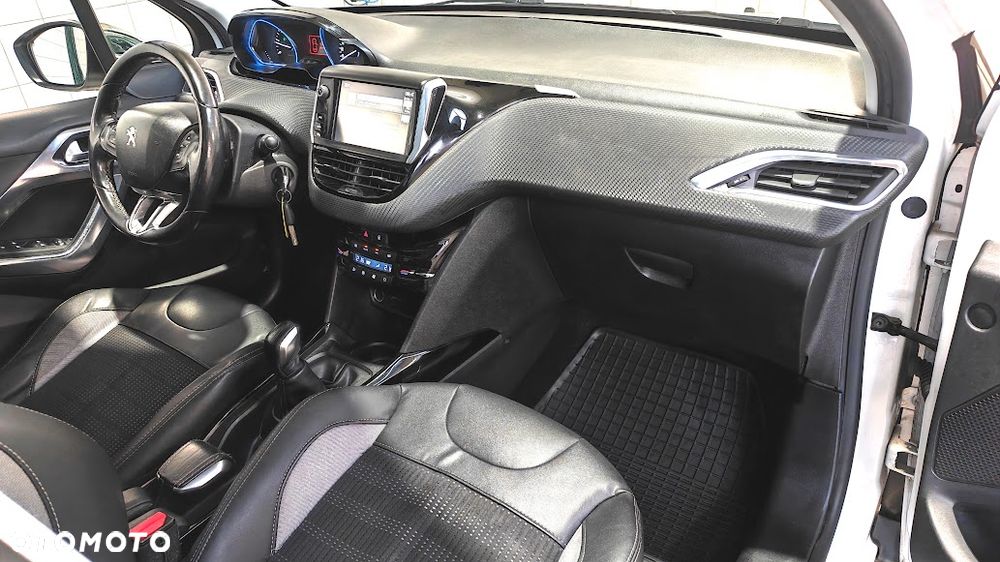 Peugeot 2008 1.6 BlueHDi Allure - 13