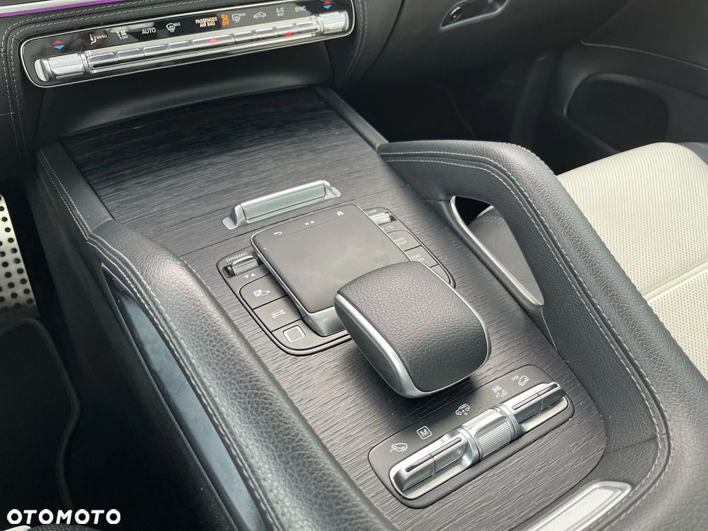 Mercedes-Benz GLE - 17