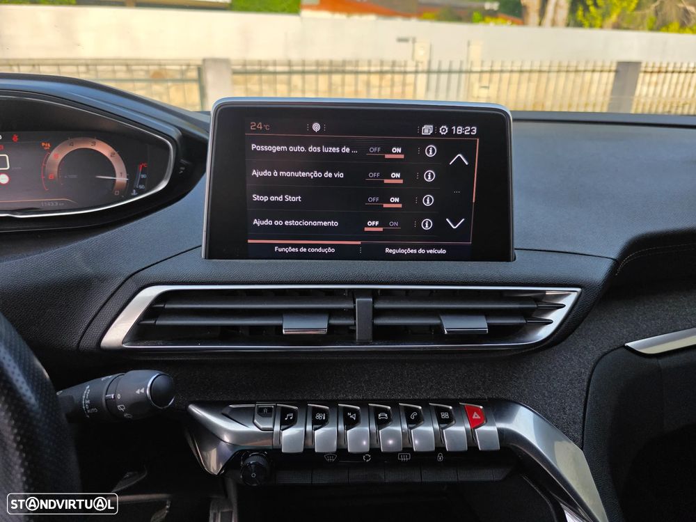 Peugeot 3008 1.5 BlueHDi GT Line EAT8 - 24