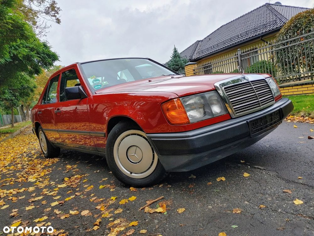 Mercedes-Benz W124 (1984-1993) - 12