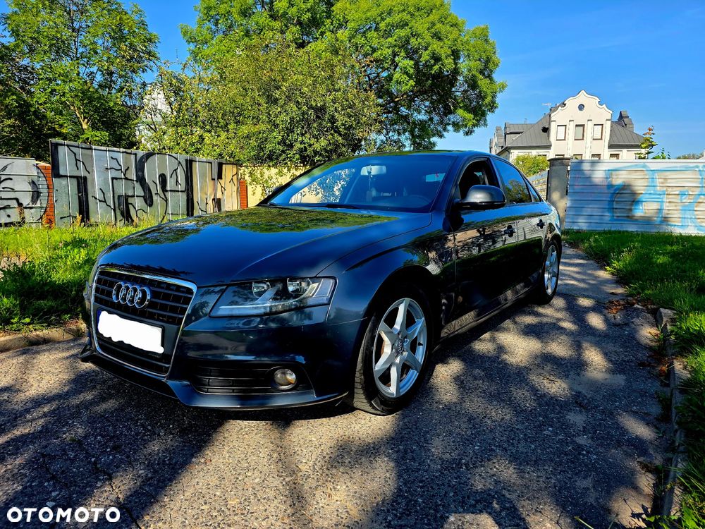 Audi A4 Limousine - 2