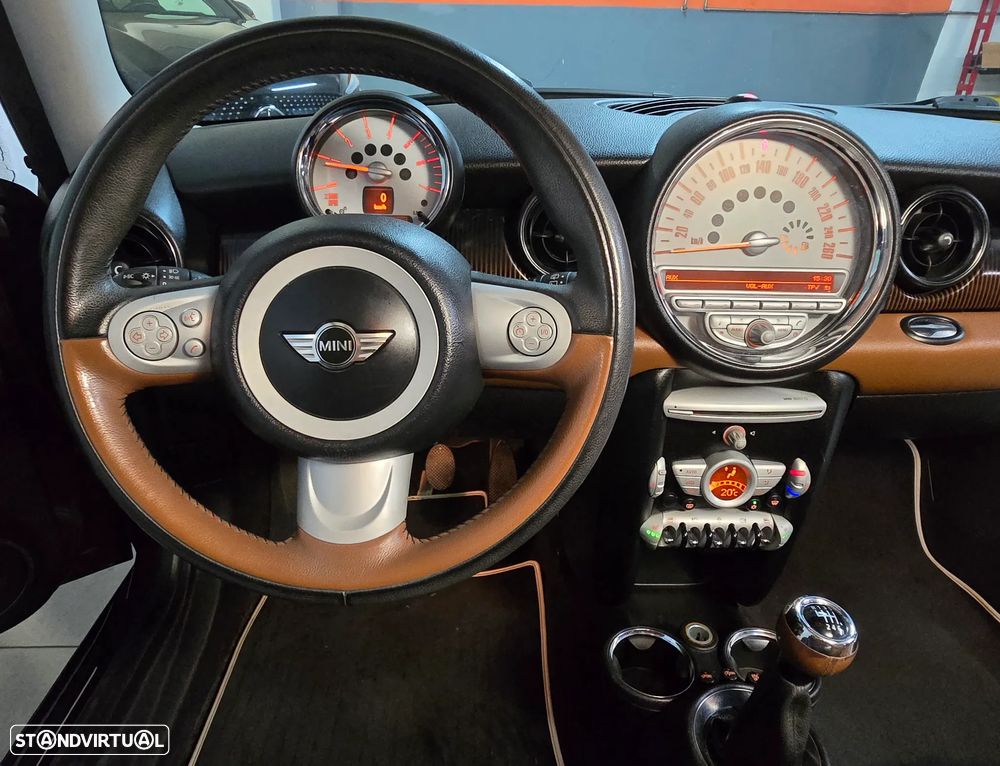 MINI 3 Portas Cooper D 50 Mayfair - 29