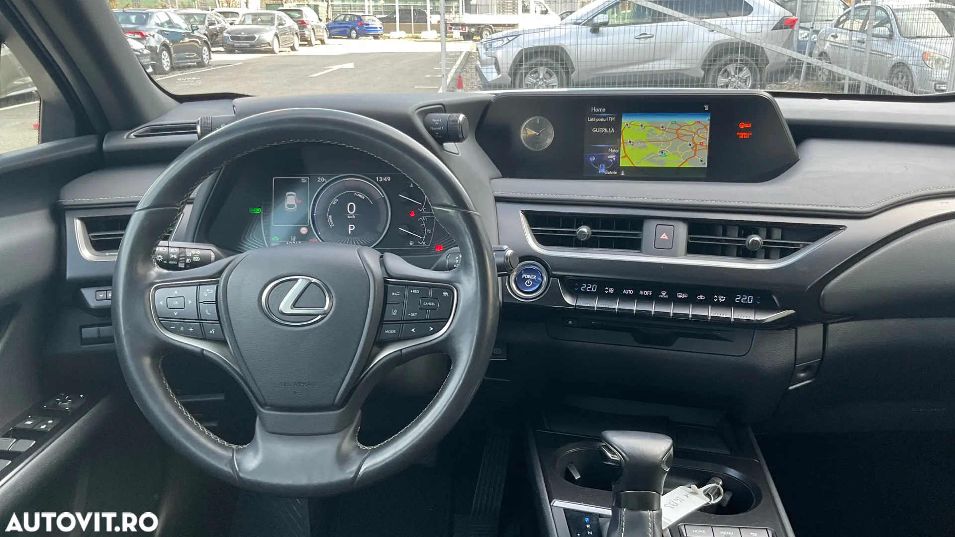 Lexus UX 250h Business Edition - 13