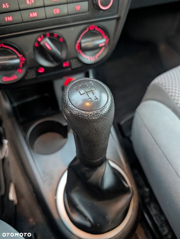 Volkswagen Fox - 13