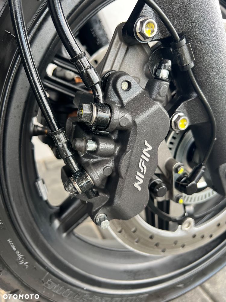Honda CBF - 30