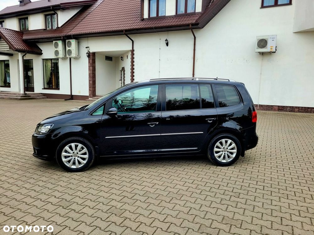 Volkswagen Touran 1.6 TDI DPF BlueMotion Technology DSG Highline - 6