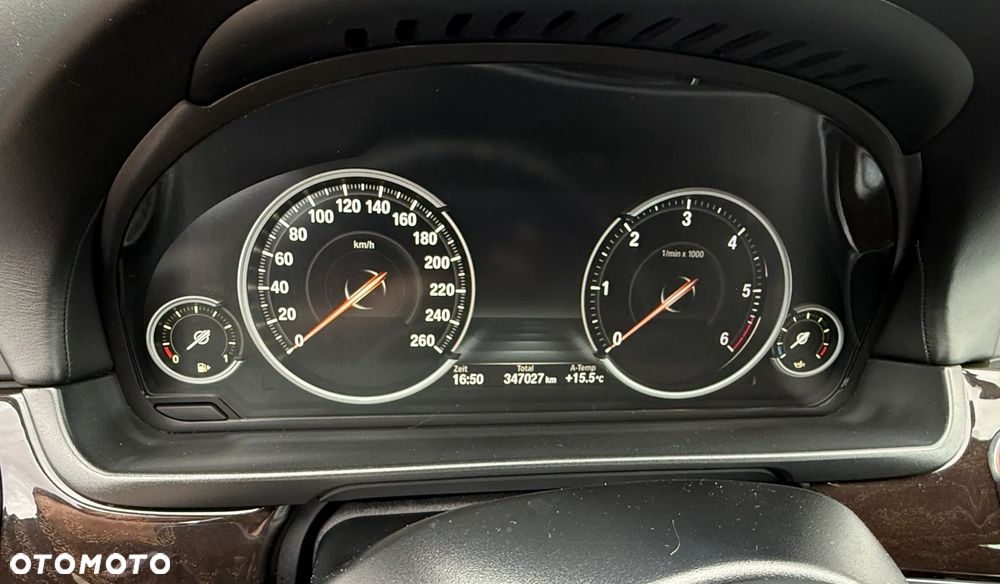 BMW Seria 5 535d xDrive - 15