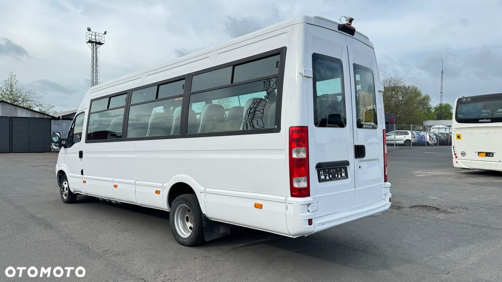 Irisbus Iveco Daily / 23 miejsca / Cena 87000 zł netto - 3