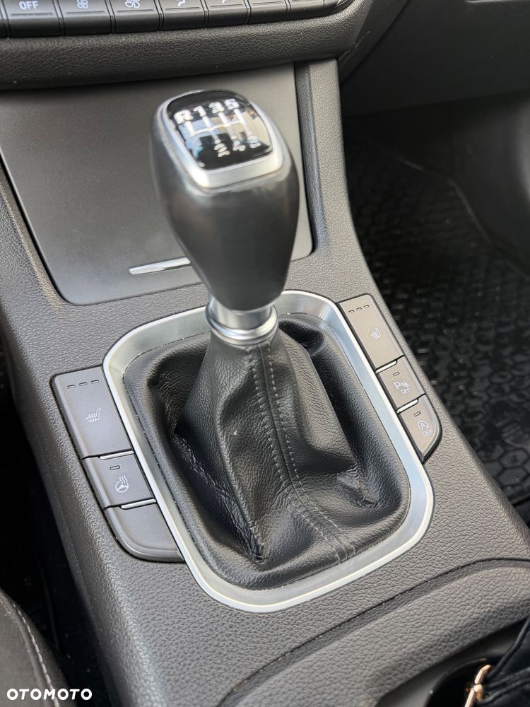 Hyundai i30 1.6 CRDI Passion Plus - 11