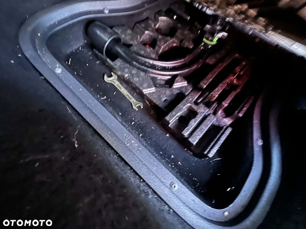 Volkswagen Caddy 2.0 (7-Si.) Maxi Highline - 14