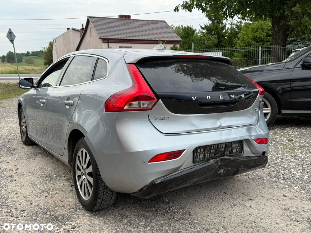 Volvo V40 D2 Momentum - 6