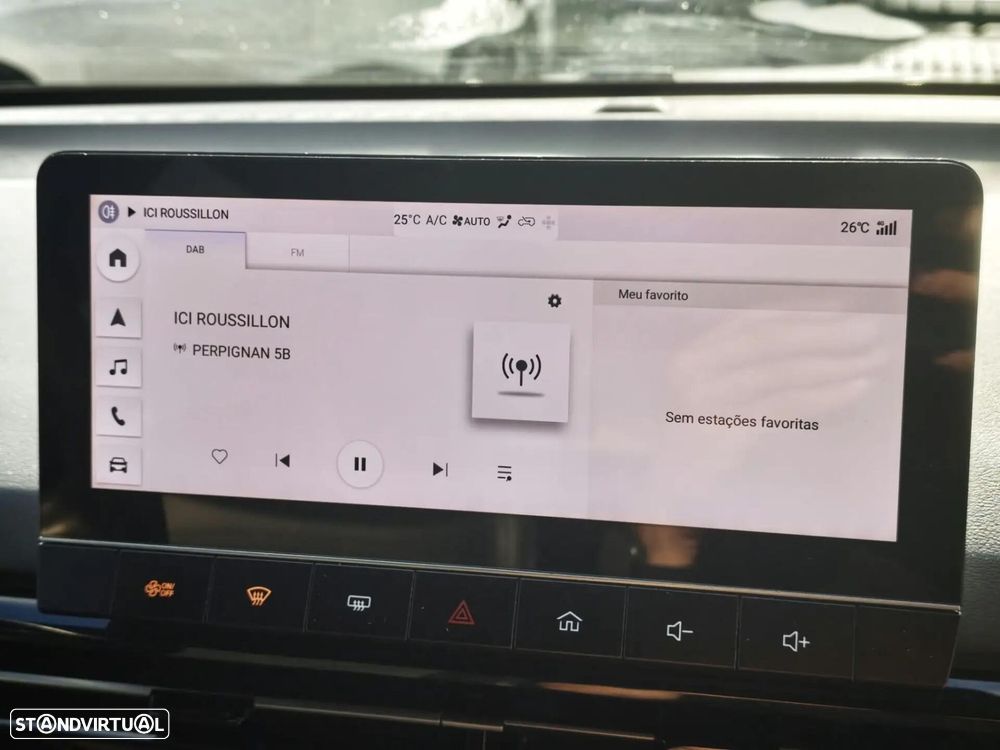 MG MG4 64 kWh Luxury - 10