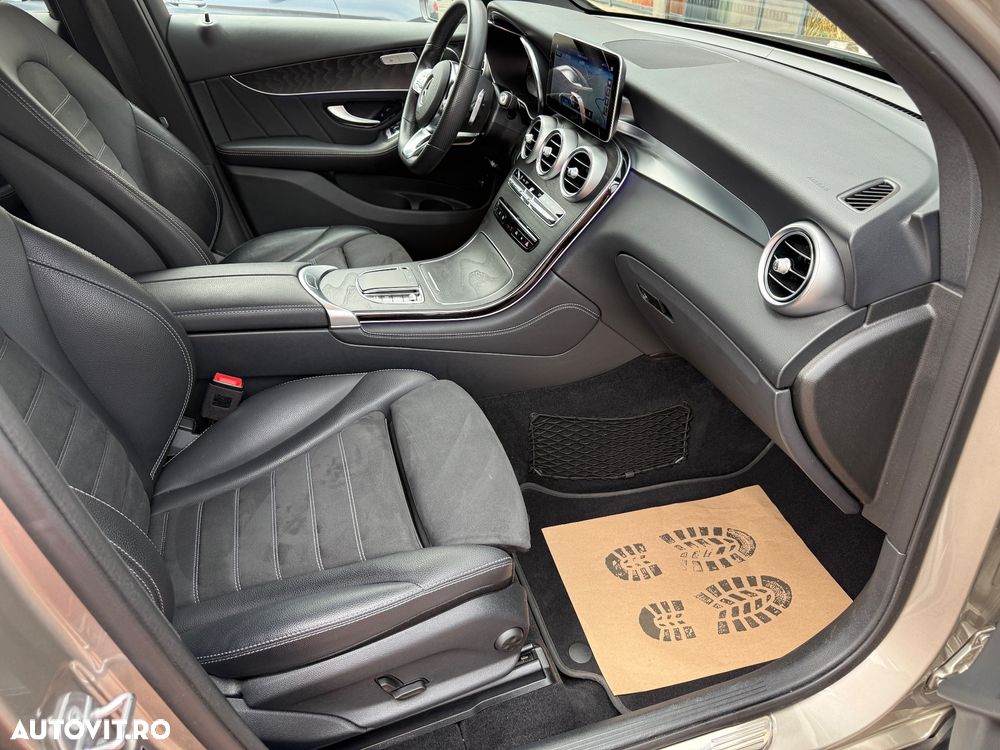 Mercedes-Benz GLC 200 4MATIC MHEV - 9