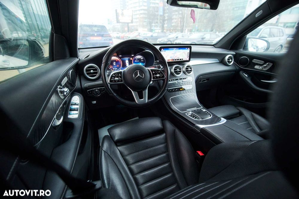 Mercedes-Benz GLC - 12