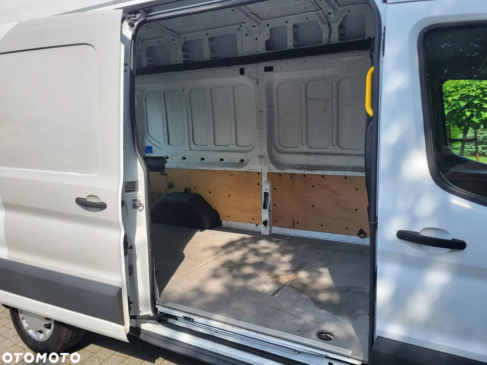Ford Transit - 17
