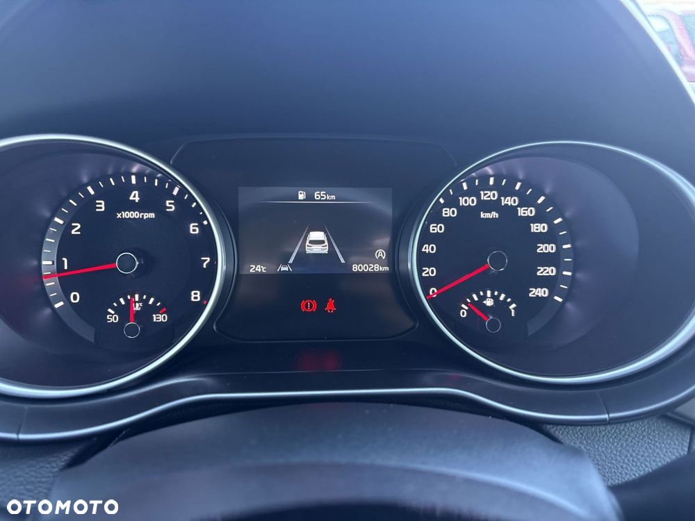 Kia Ceed - 14