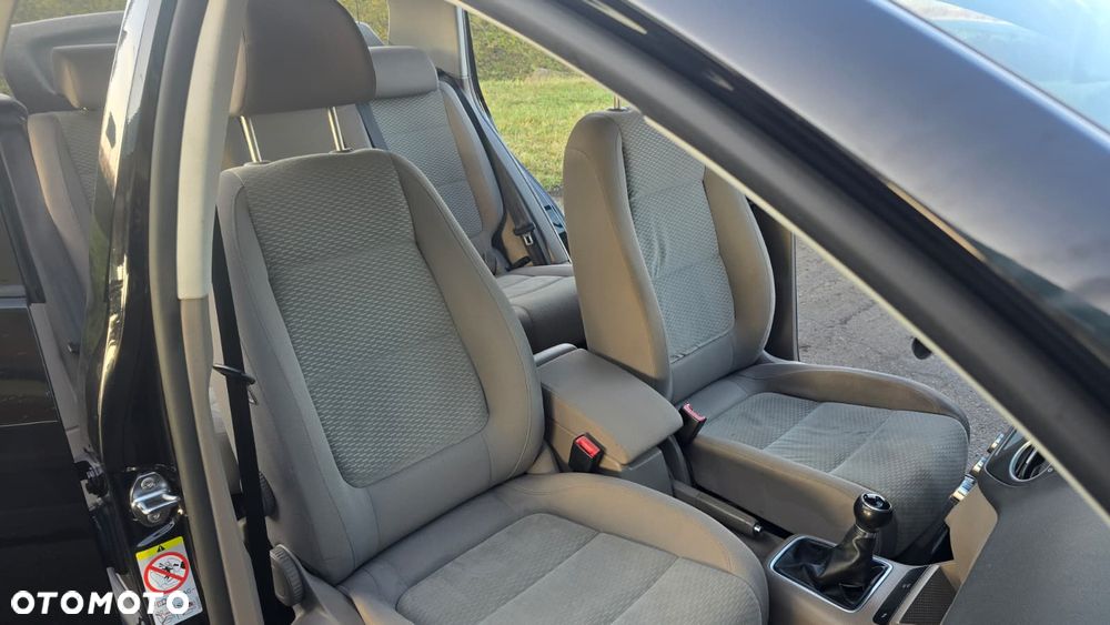 Volkswagen Golf 1.4 TSI Comfortline - 24