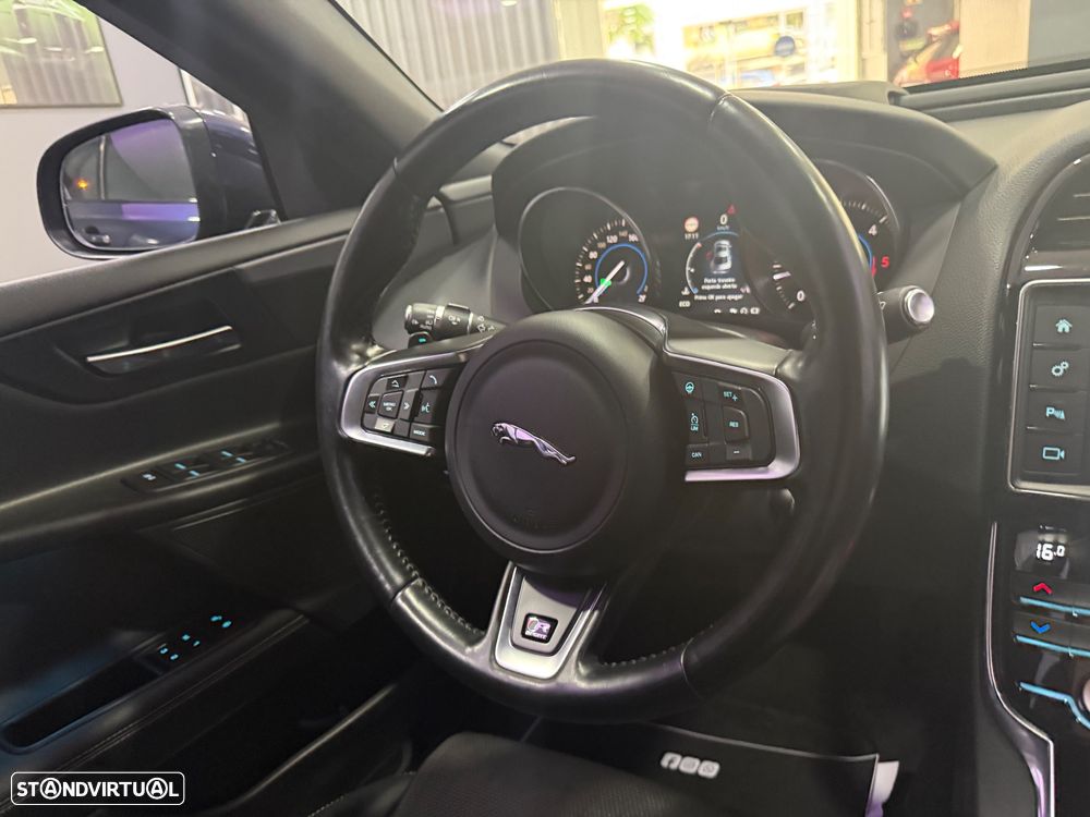 Jaguar XE 2.0 D R-Sport Aut. - 20