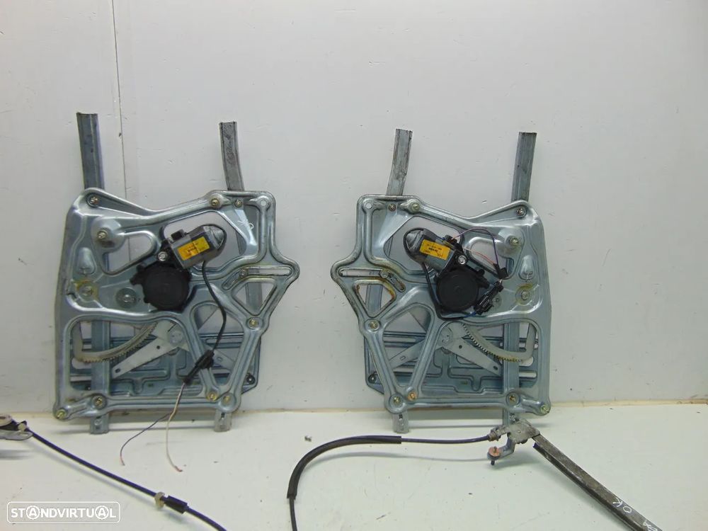 Fiat Punto Cabriolet elevadores - 6