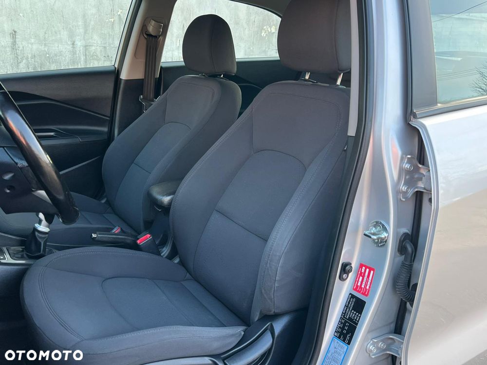 Kia Rio 1.4 CRDI Spirit - 29