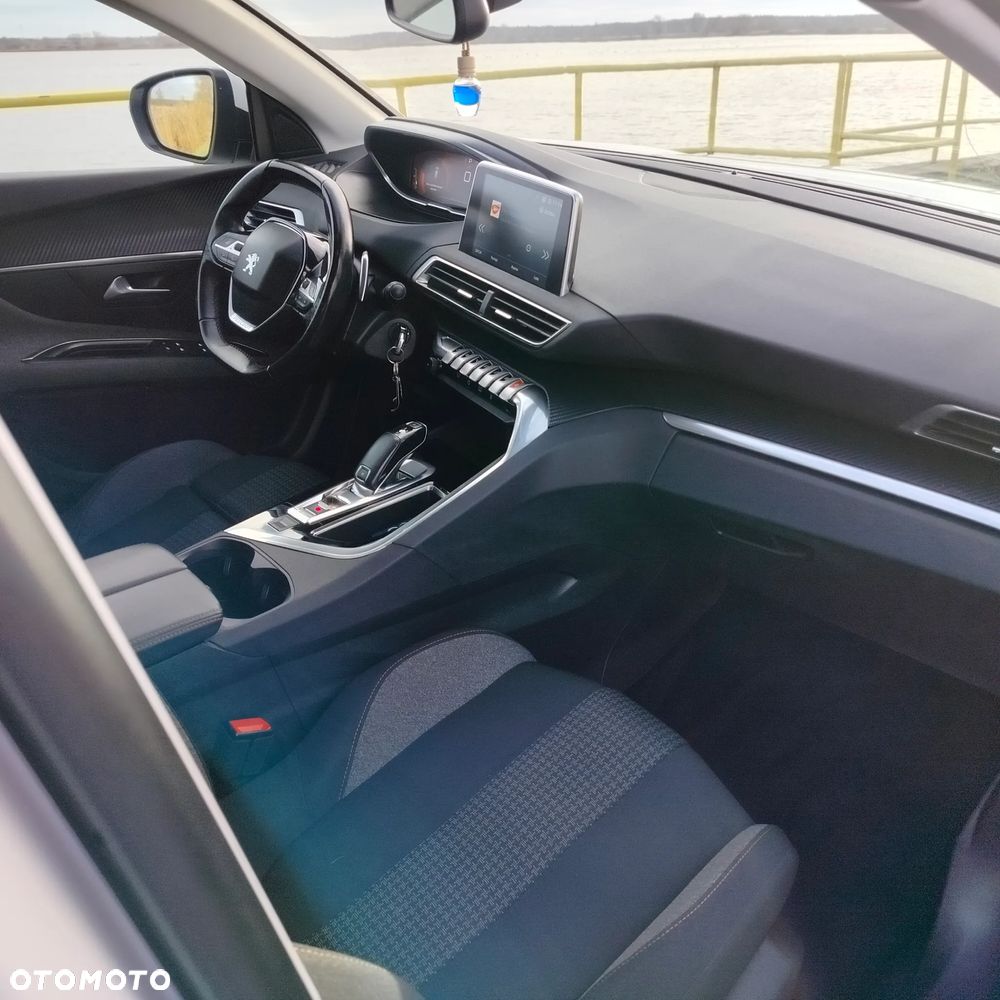 Peugeot 3008 - 6