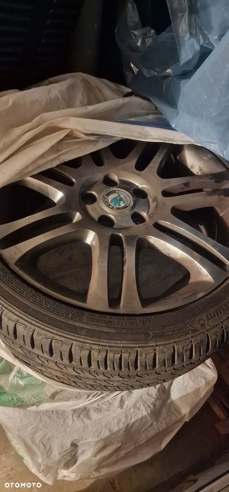 Skoda Superb 2.0 TDI Ambition DSG - 17