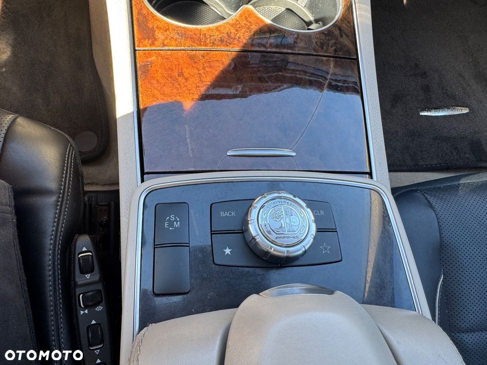 Mercedes-Benz Klasa E 350 4Matic 7G-TRONIC Performance - 20
