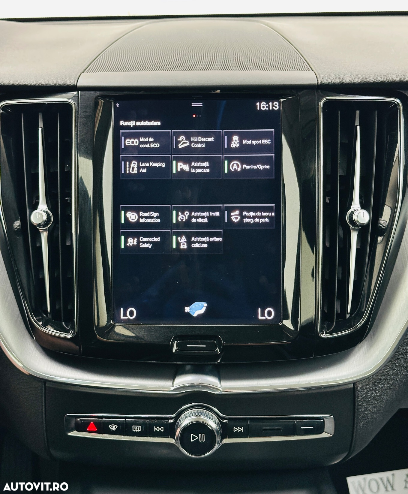 Volvo XC 60 D4 AWD Momentum - 26