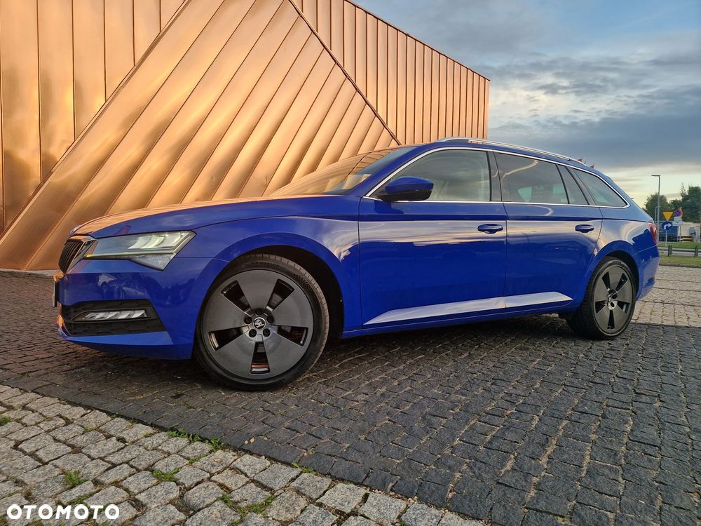 Skoda Superb 2.0 TDI Ambition DSG7 - 12