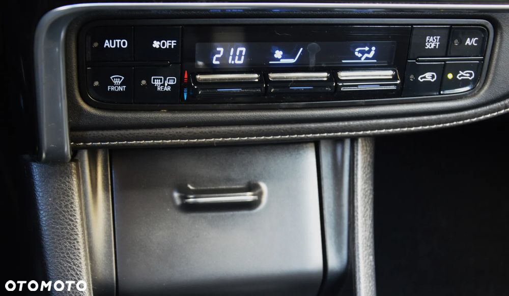 Toyota Auris - 27