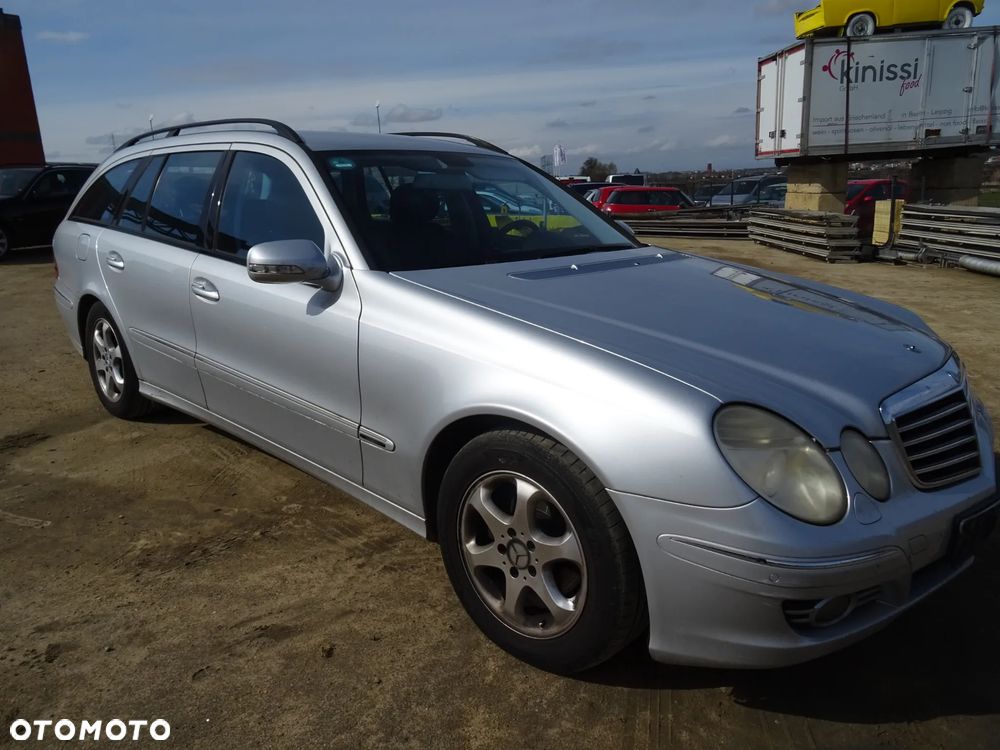Mercedes E W211 (lakier C775) maska zderzak błotnik zderzak konsola klapa lampy części - 9