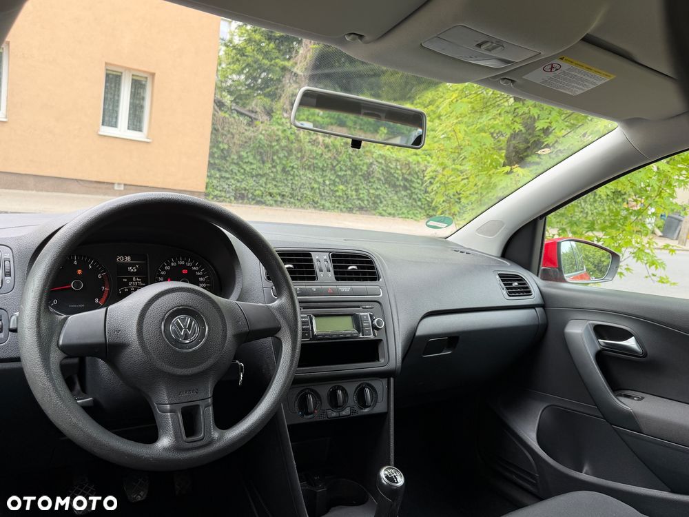 Volkswagen Polo - 13
