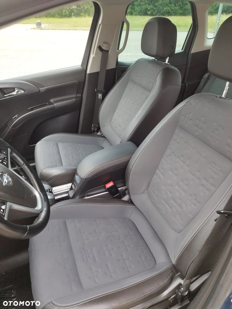 Opel Meriva - 9