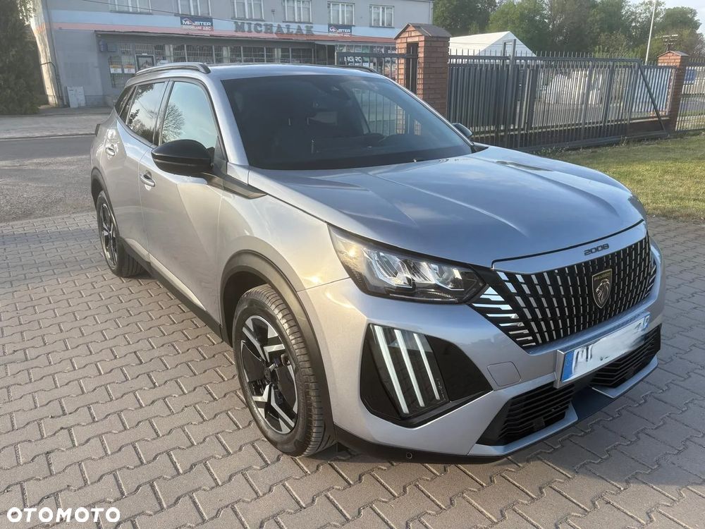 Peugeot 2008 PureTech 130 EAT8 Active - 3