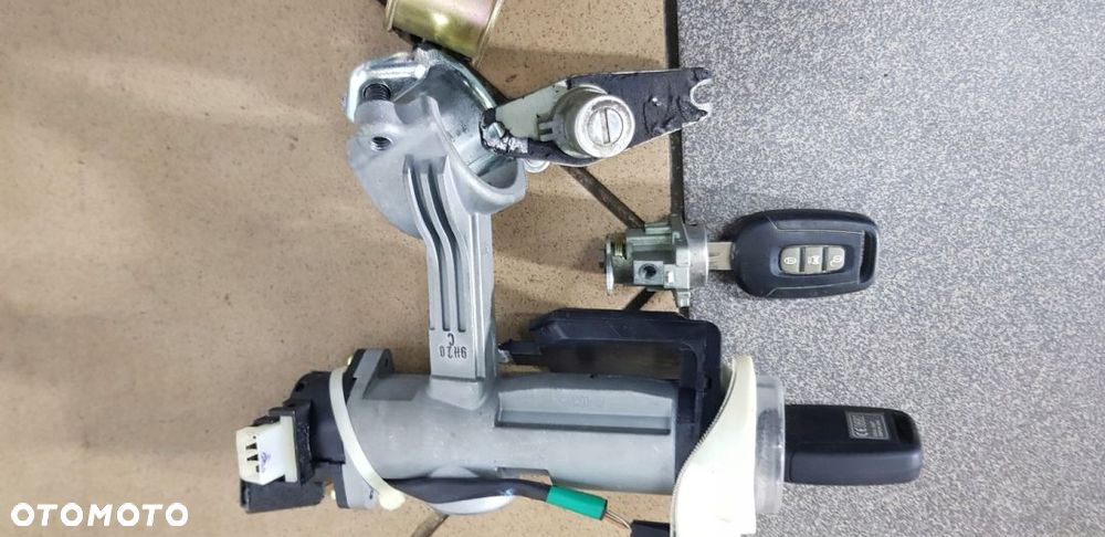 Chevrolet Captiva 2.4/3.2 Stacyjka kluczyk - 8