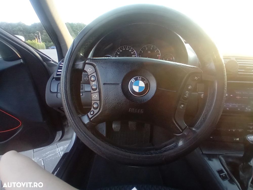 BMW 3 Series 2001 — imagine 12