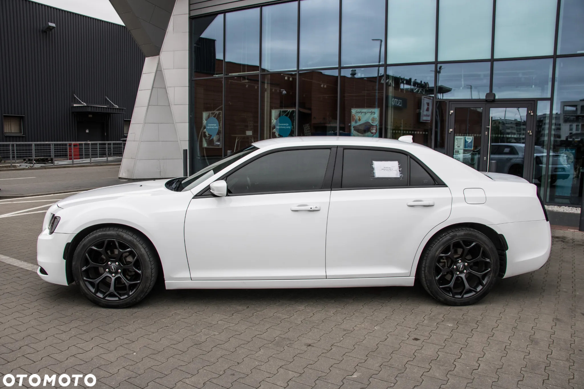 Chrysler 300s - 7
