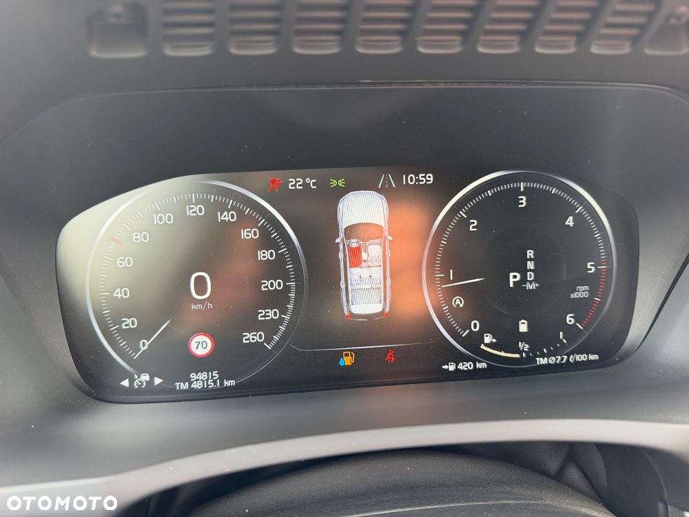 Volvo XC 90 - 31