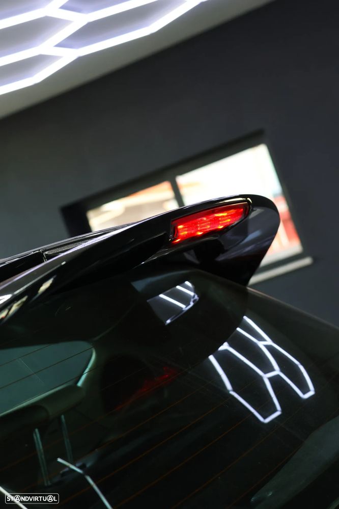 Ford Fiesta 1.6 T ST - 25