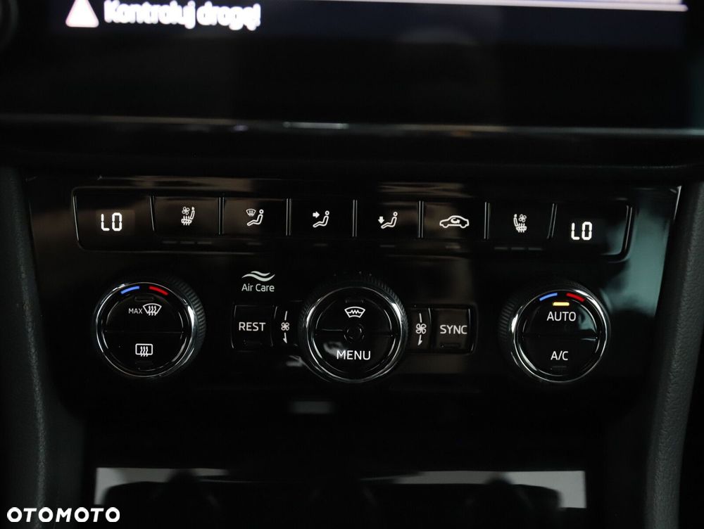 Skoda Superb 2.0 TSI L&K DSG - 19