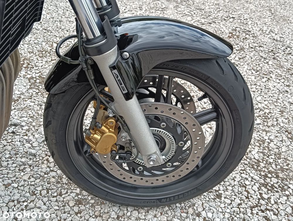 Honda CBF - 34