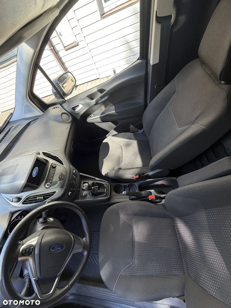 Ford TRANSIT COURIER 1.5 Diesel TDCI TREND VAN - 4