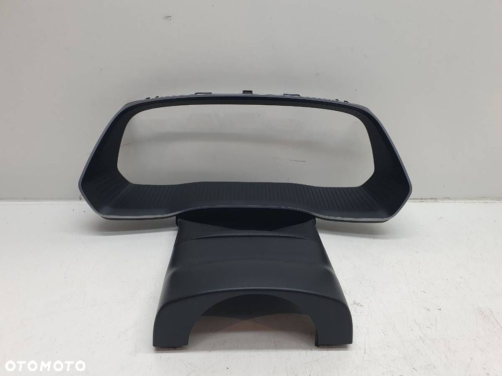 OBUDOWA RAMKA LICZNIKA SKODA OCTAVIA IV 5E3858565 - 1