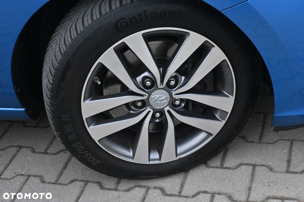 Hyundai i30 1.4 T-GDI DCT YES!+ - 22