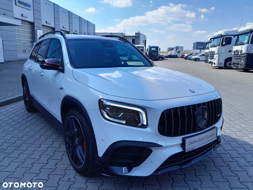 Mercedes-Benz GLB - 8