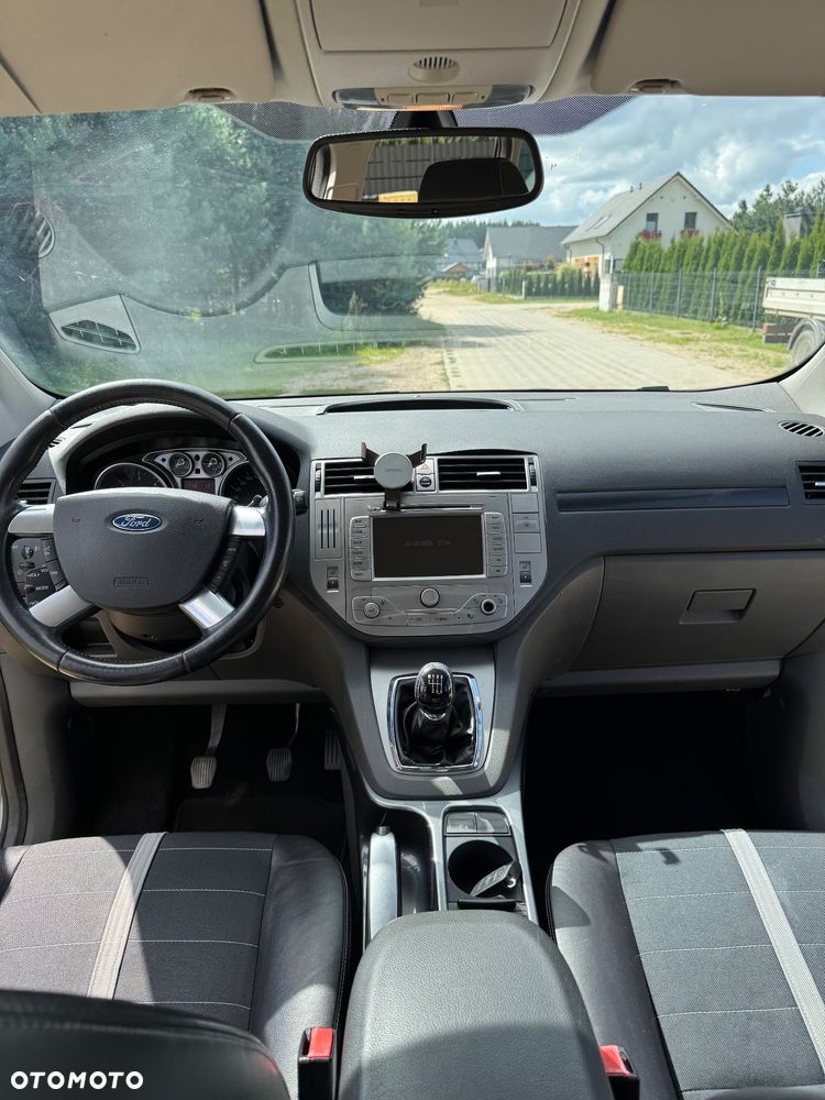 Ford Kuga 2.0 TDCi Titanium FWD - 16