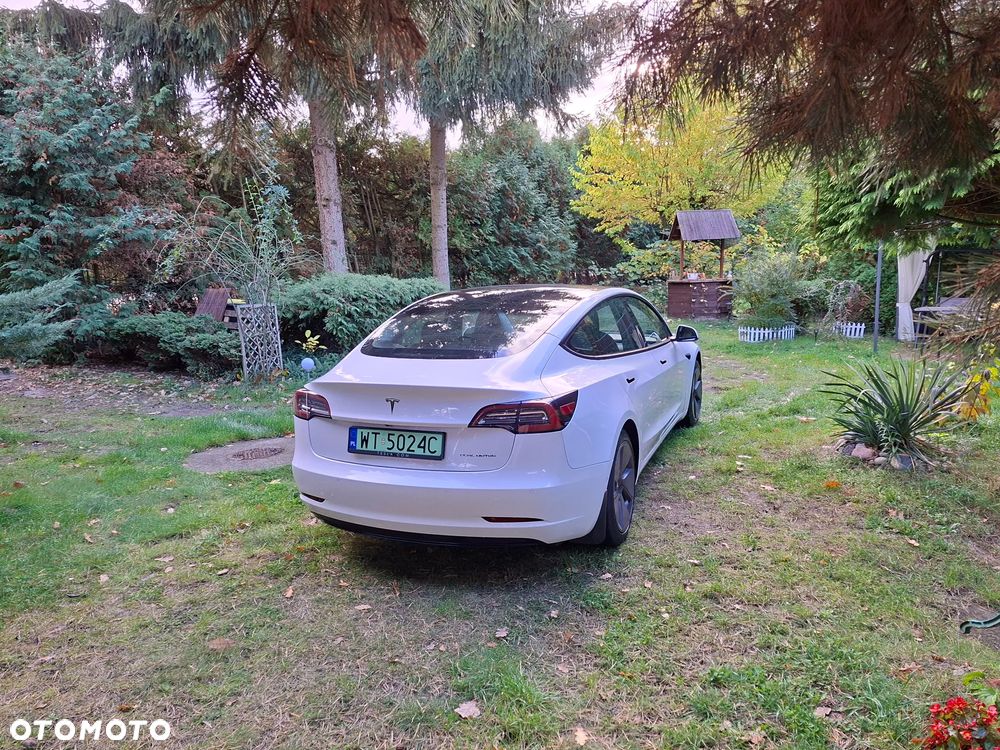Tesla Model 3 Long Range AWD - 2