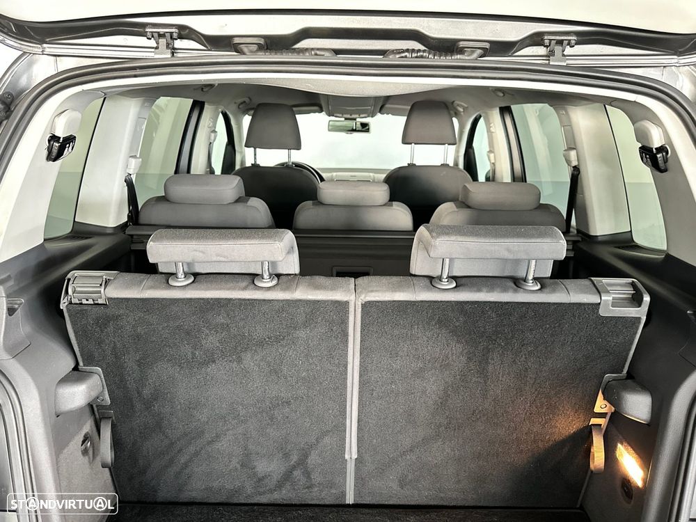 VW Touran 1.6 TDI Blue.Confortline 7L - 7